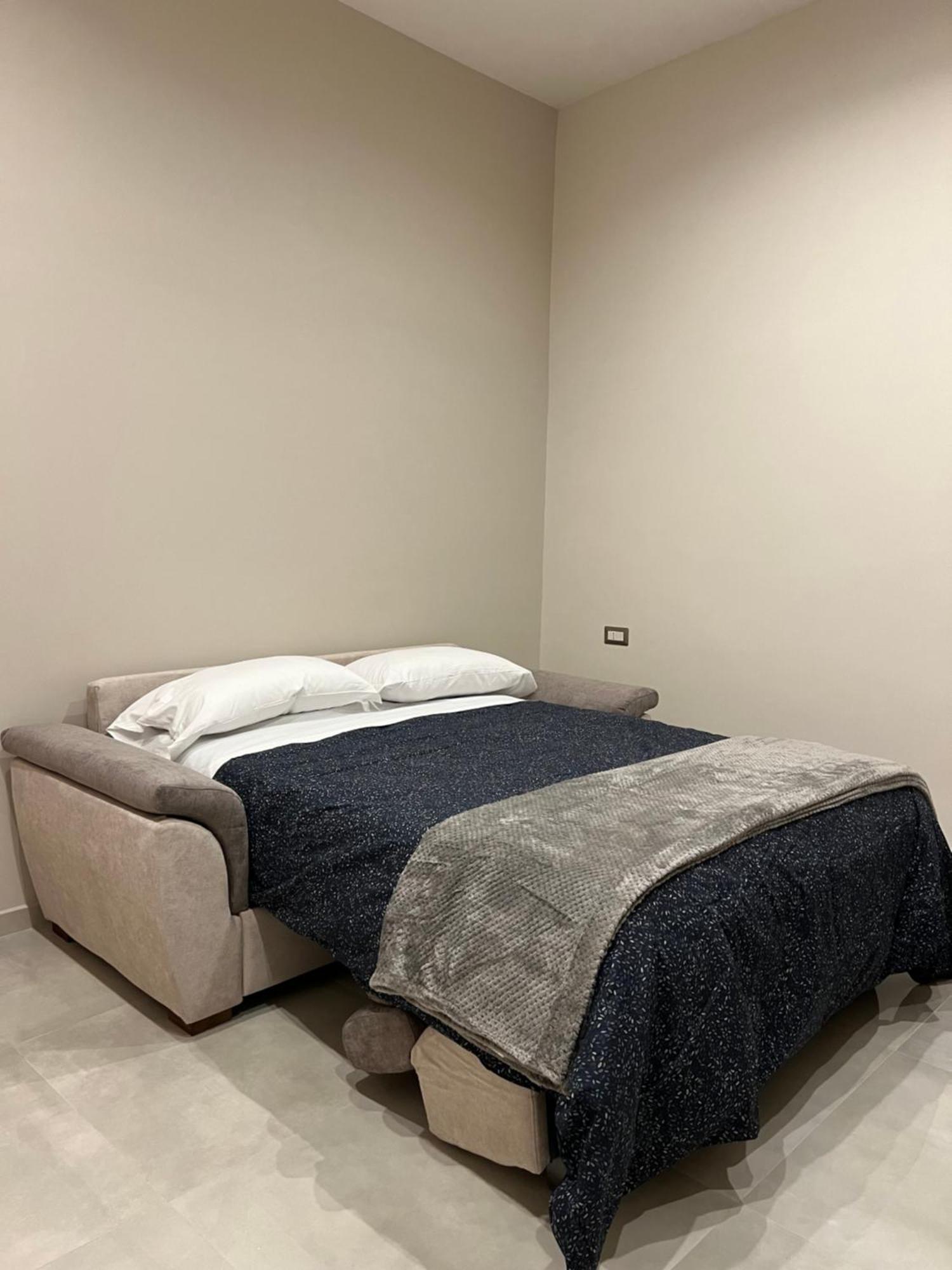 Ninetta A Toledo Apartment Наполи Екстериор снимка