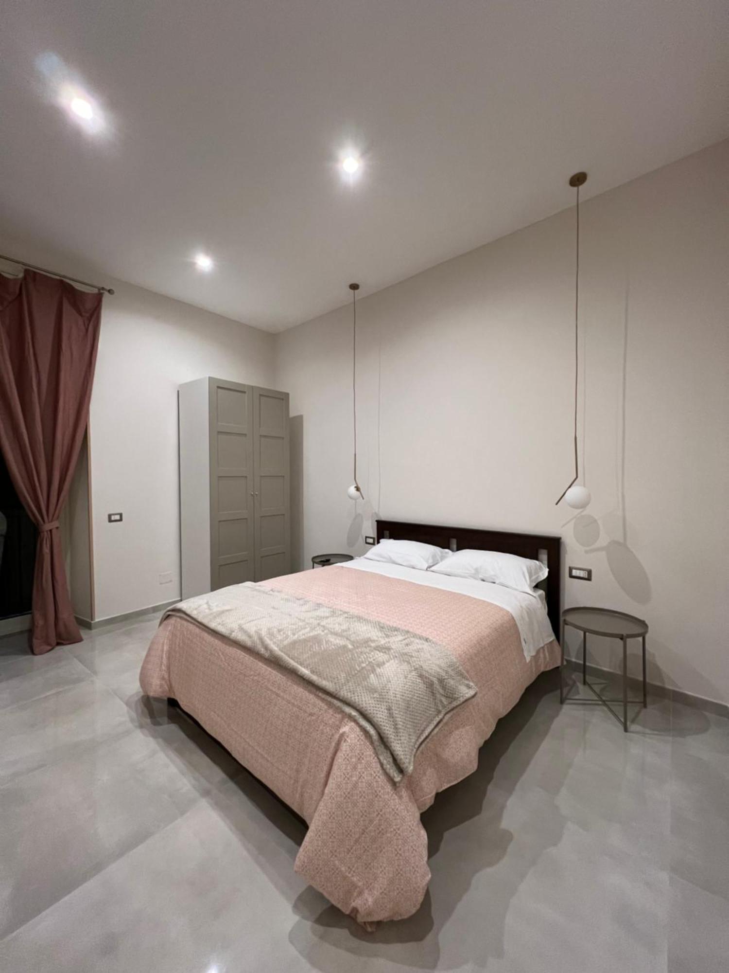 Ninetta A Toledo Apartment Наполи Екстериор снимка