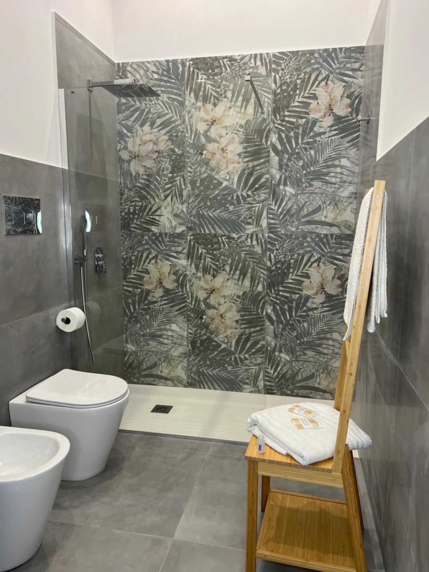 Ninetta A Toledo Apartment Наполи Екстериор снимка