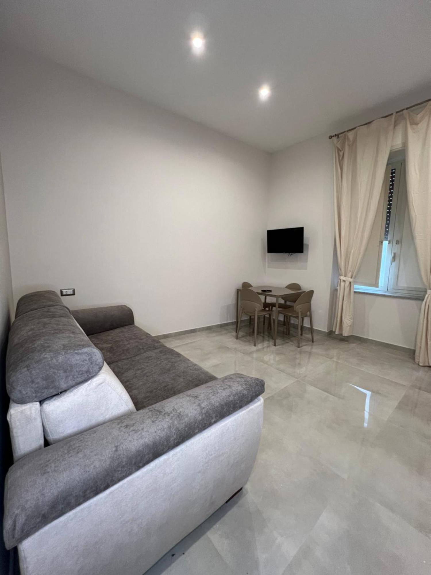 Ninetta A Toledo Apartment Наполи Екстериор снимка
